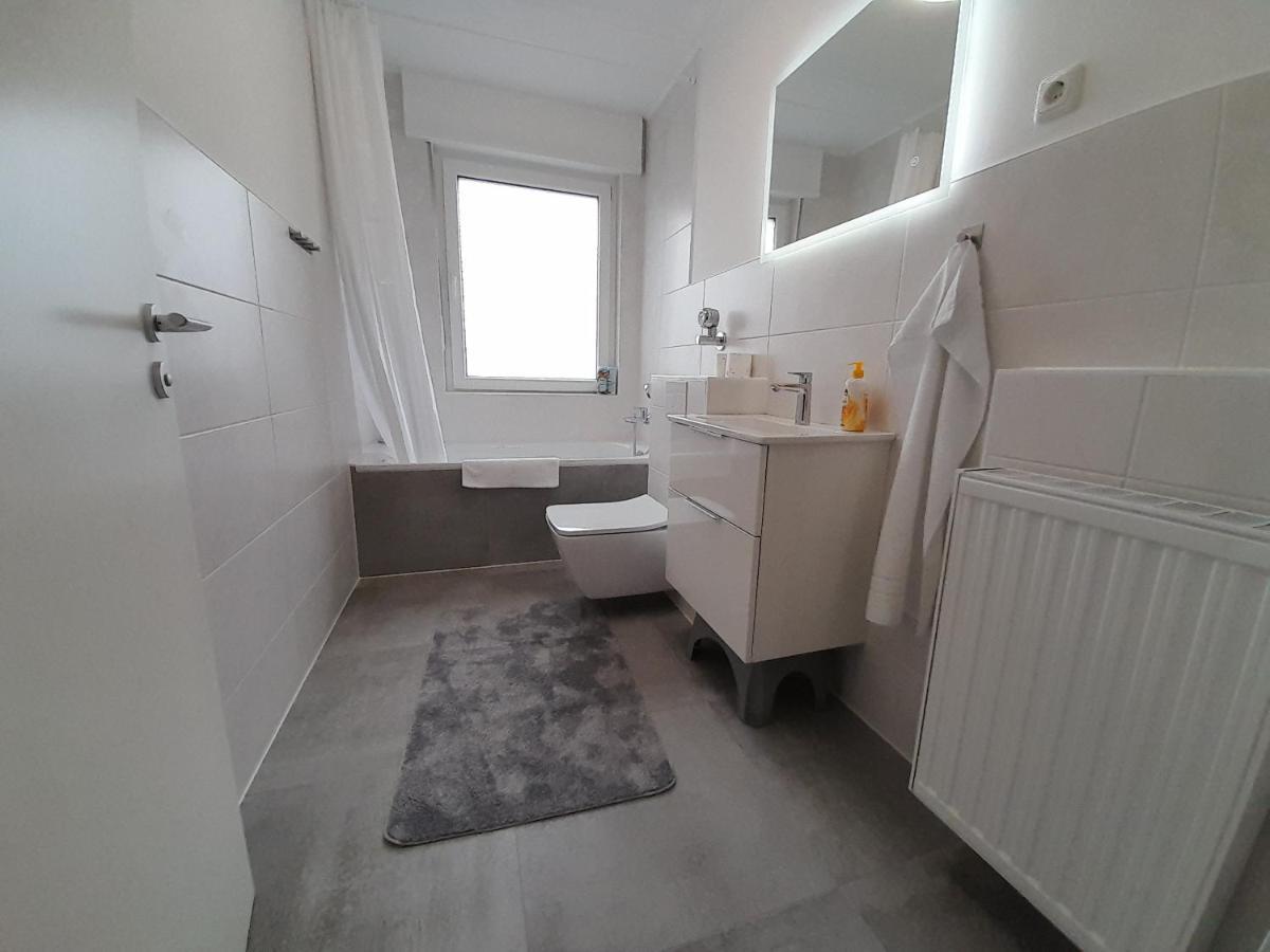 4-Zimmer-Ferienwohnung, Modern, Kueche, Wlan, Netflix Castrop-Rauxel Exteriör bild